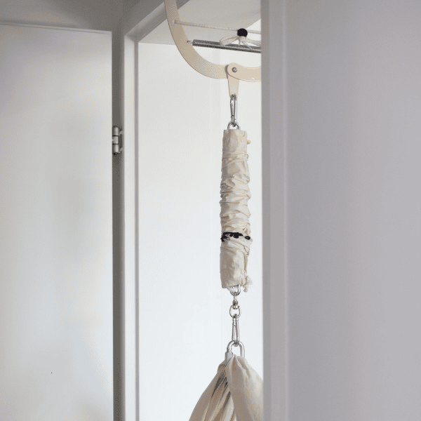 SCHMUSEWOLKE Abrazadera De Puerta Beige Para Cuna De Resorte 4 SCHMUSEWOLKE Abrazadera De Puerta Beige Para Cuna De Resorte - Imagen 2